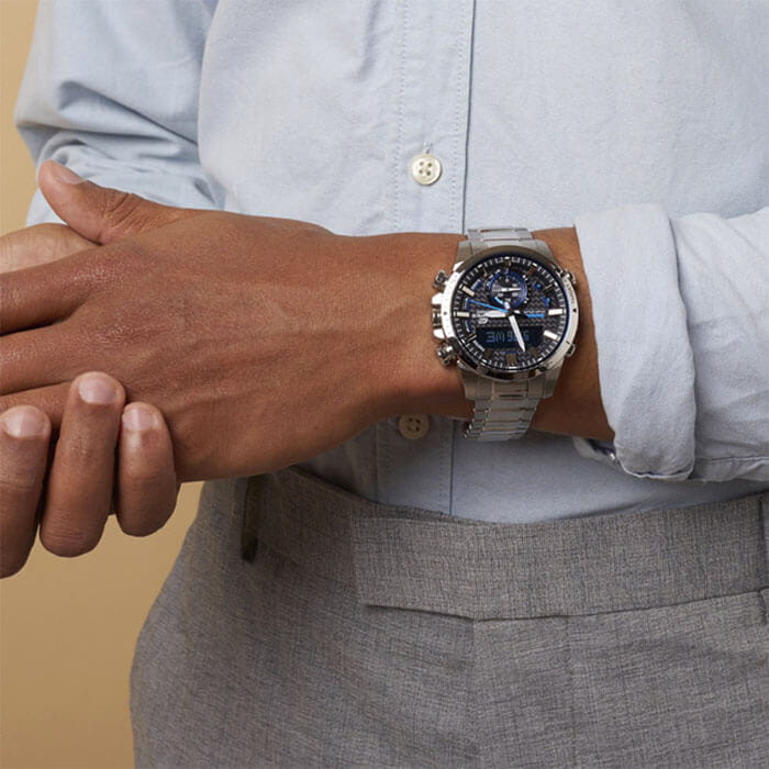 Casio Casio Edifice ECB-800D-1A ECB, наручные мужские часы фото под углом