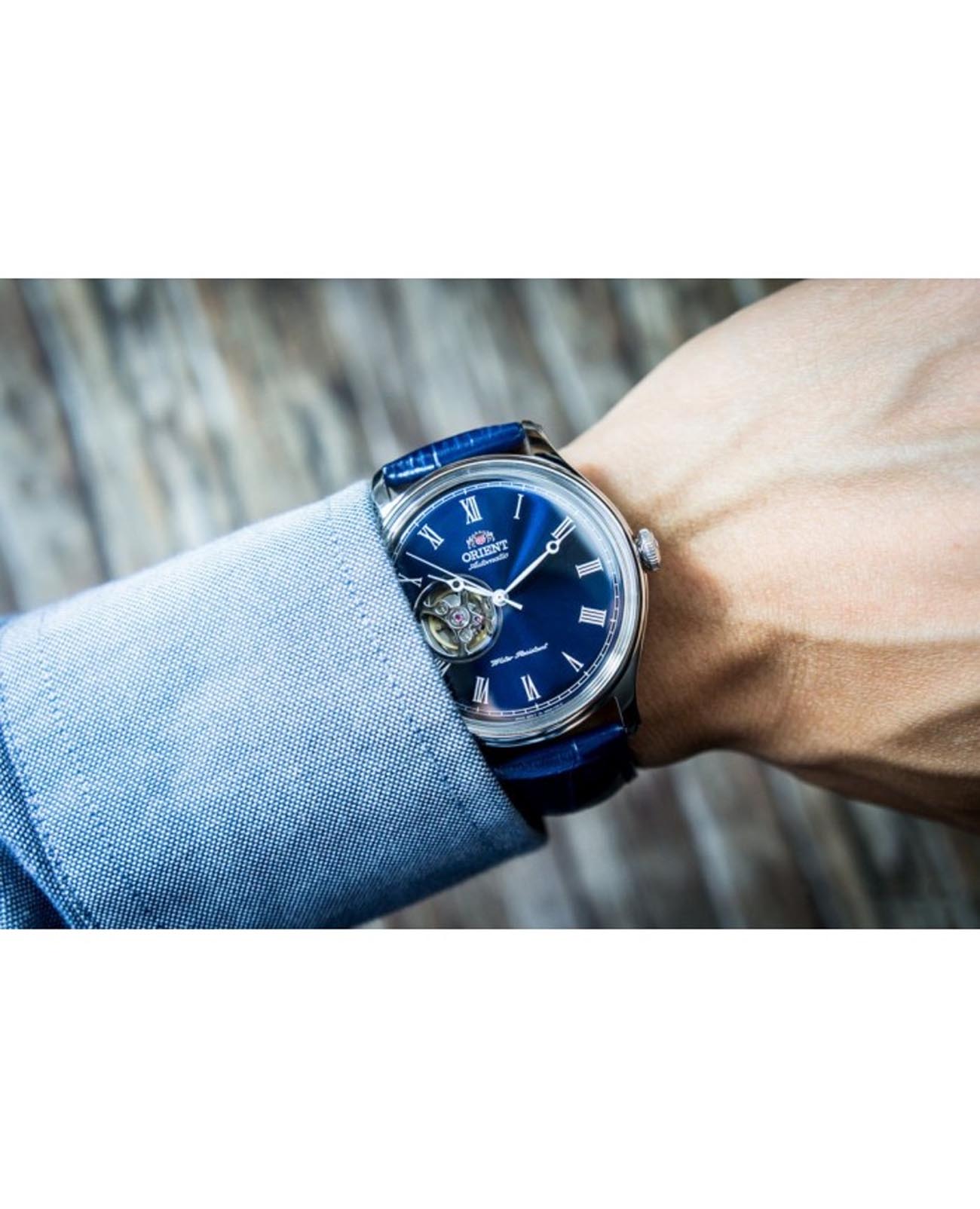 Orient AG00004D мужские часы застежка крупным планом