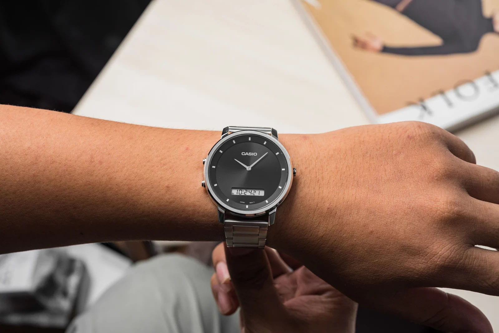 Casio Casio Collection MTP-B200D-1E , наручные мужские часы фото под углом