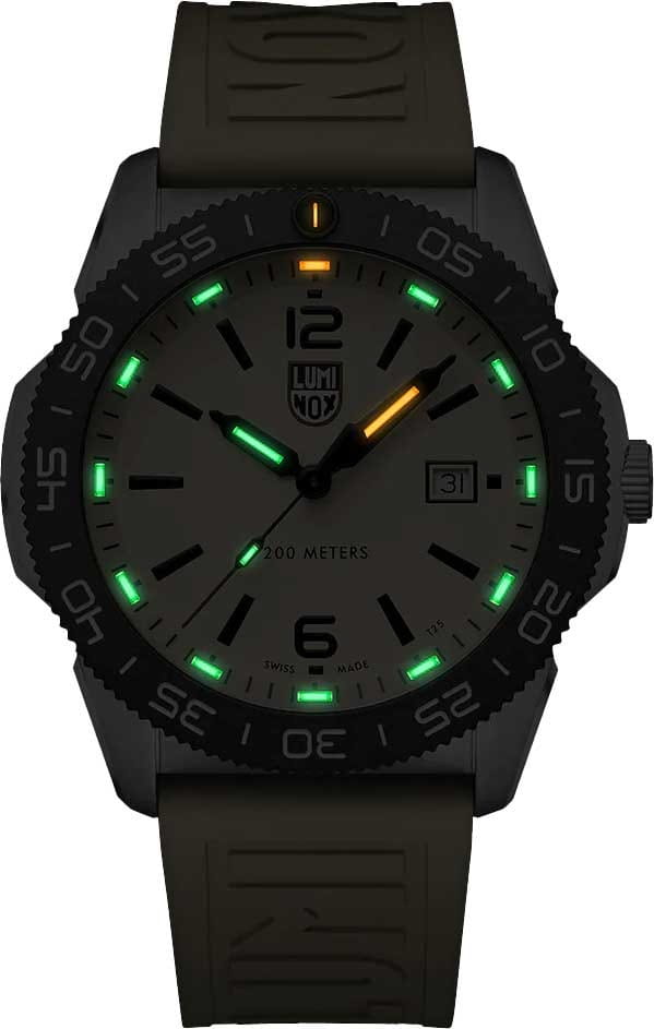 Luminox Luminox Pacific Diver XS.3125 , наручные мужские часы фото под углом