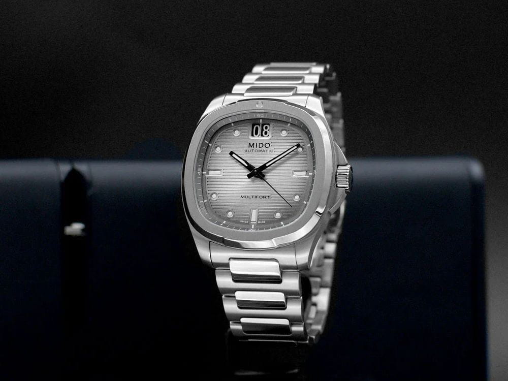 Mido Mido Multifort TV Big Date M049.526.44.081.00, multifort швейцария мужские часы на браслете нержавеющая сталь боковой вид