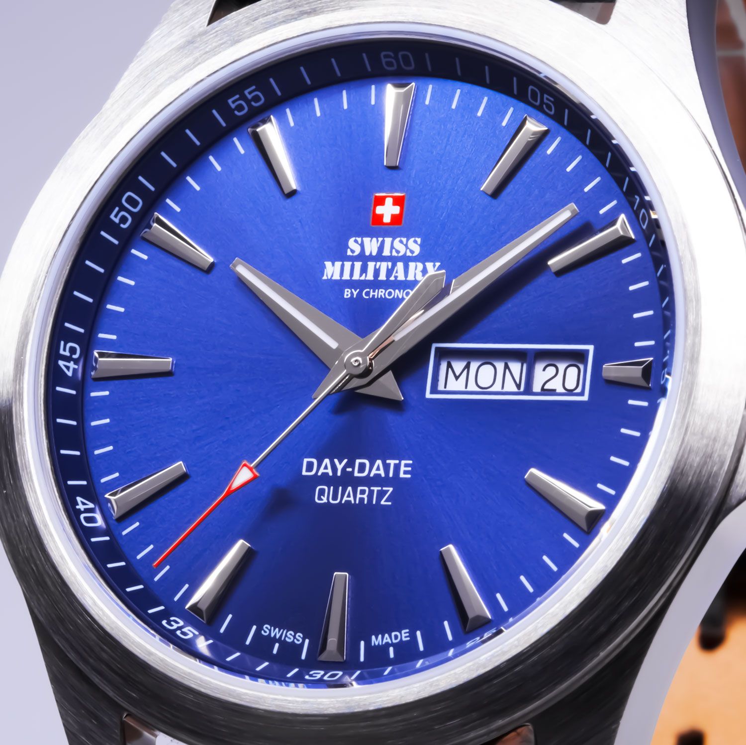 Swiss Military by Chrono Swiss Military by Chrono SMP36040.07,  швейцария мужские часы на браслете кожаный боковой вид