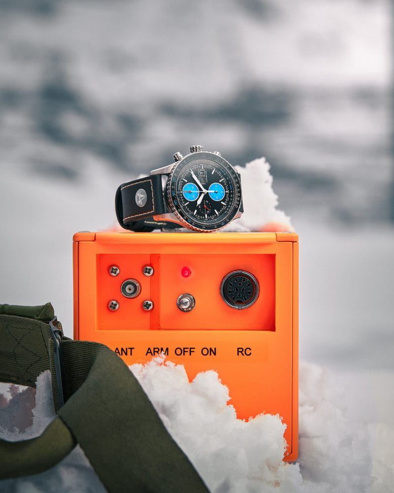 Hamilton Hamilton Khaki Aviation Converter Air Zermatt Limited Edition H76706730  — детали корпуса и кожаный