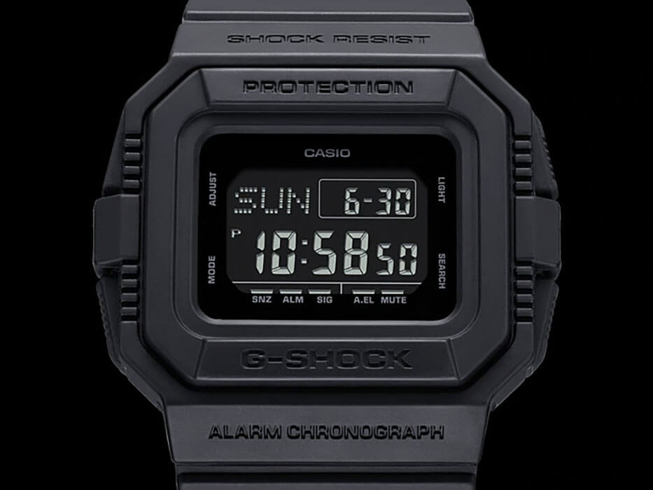 Casio DW-D5500BB-1ER мужские часы застежка крупным планом