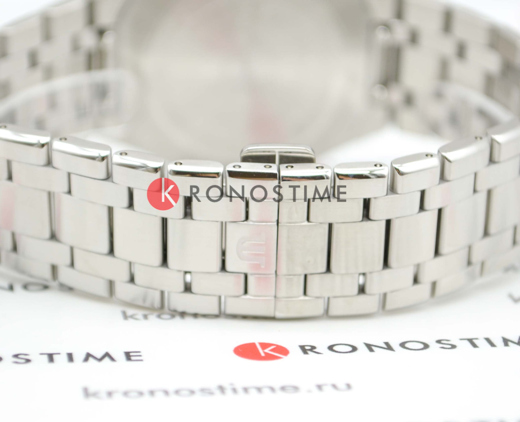 Maurice Lacroix Maurice Lacroix Aikon Chronograph AI1018-SS002-131-1  - задняя крышка сталь металл корпуса, швейцария часы