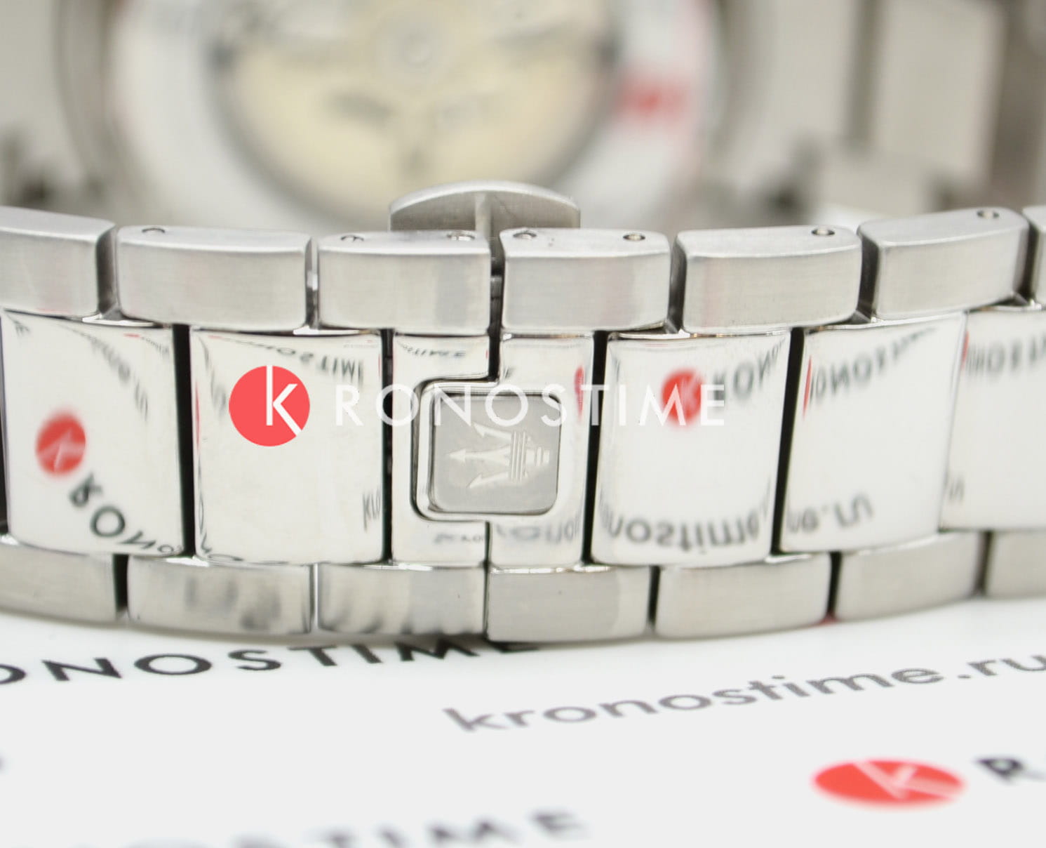 Maserati Maserati Sfida R8823140007  — детали корпуса и нержавеющая сталь