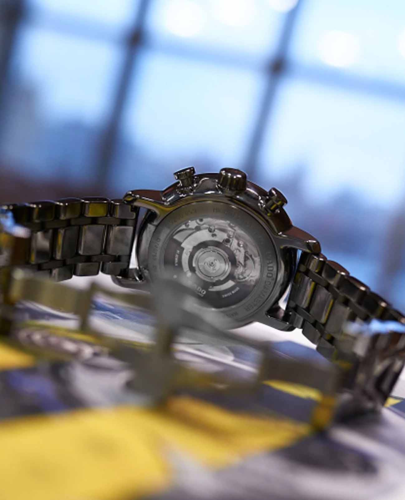 Rado Rado HyperChrome Automatic Chronograph R14076112, hyperchrome швейцария мужские часы на браслете высокотехнологичная керамика боковой вид