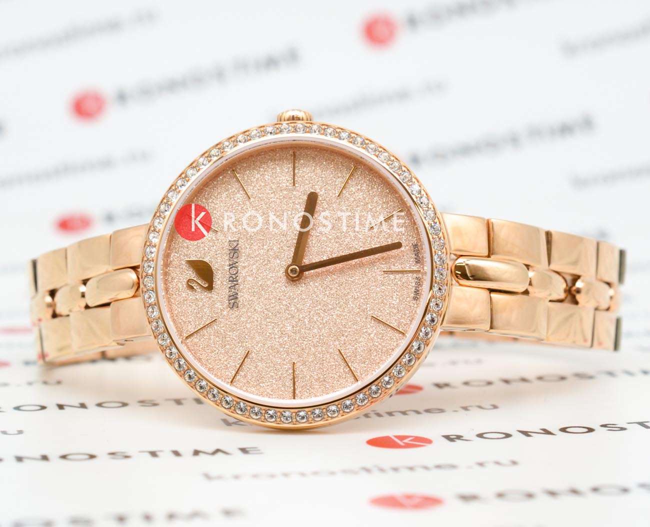 Swarovski Swarovski Cosmopolitan 5517800 , наручные женские часы фото под углом