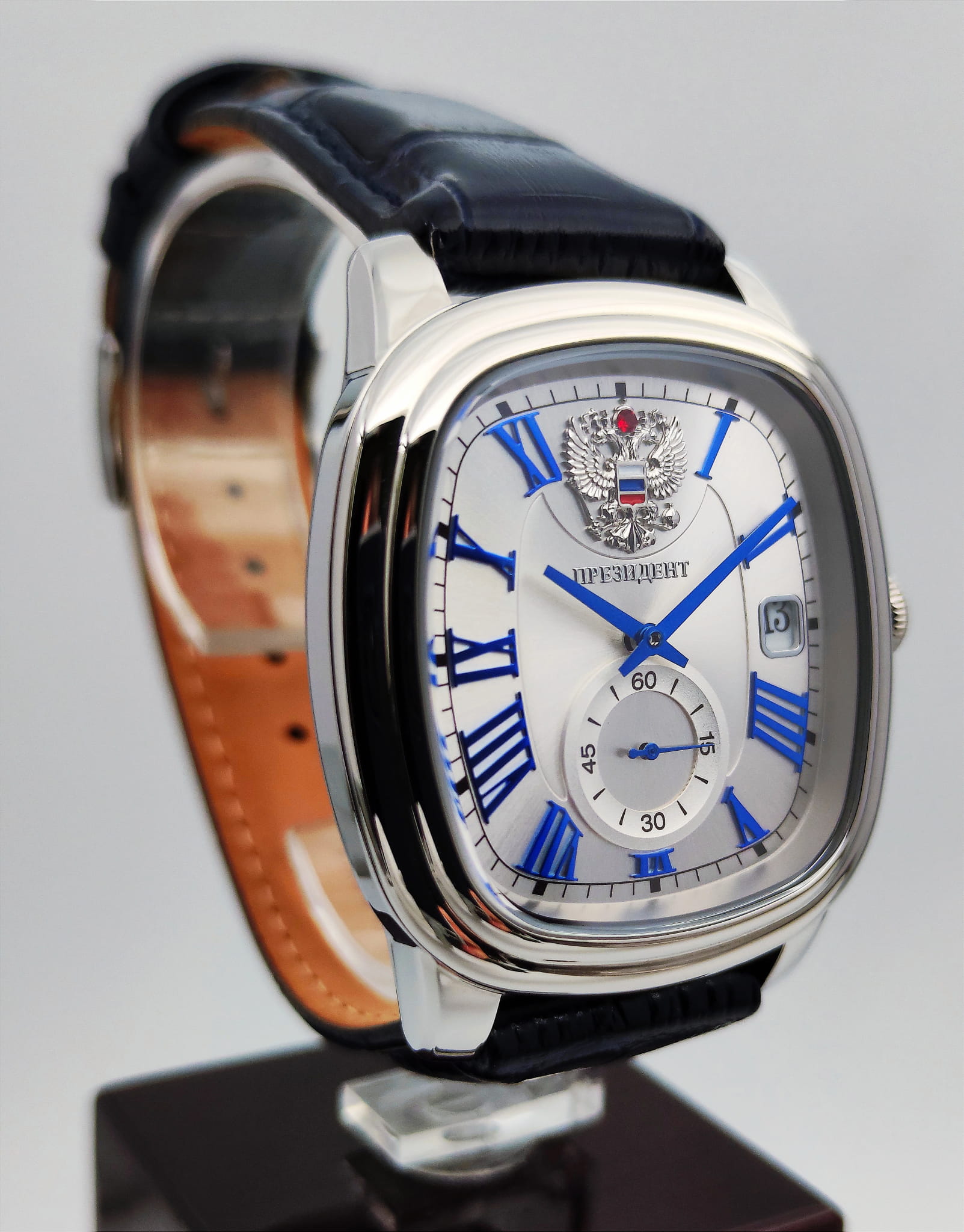 Оригинальные часы Президент Президент 3700070 кварцевые калибр механизма miyota jp11 общий вид