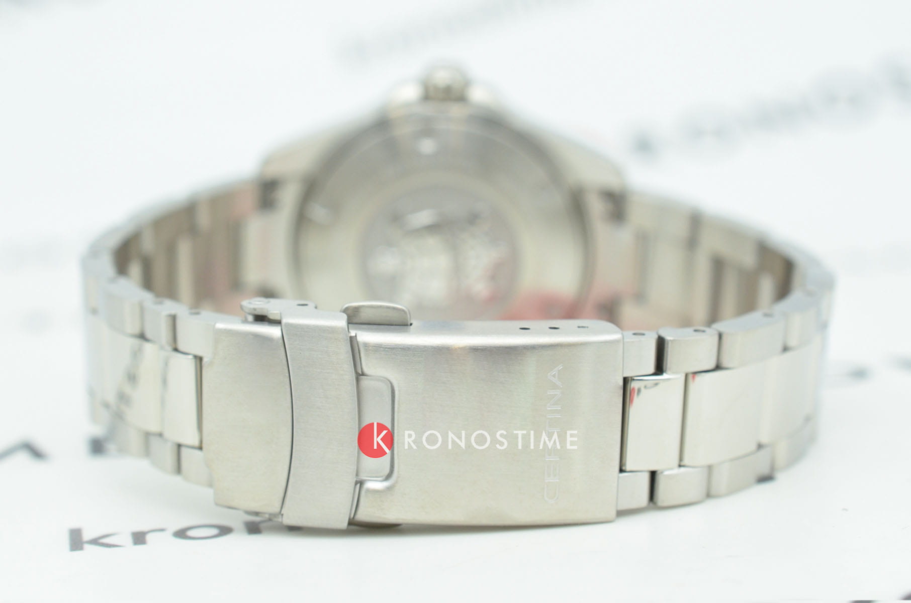 Certina Certina DS Action Lady C048.210.11.381.00 кварцевые женские часы часы крупный план розовый циферблата