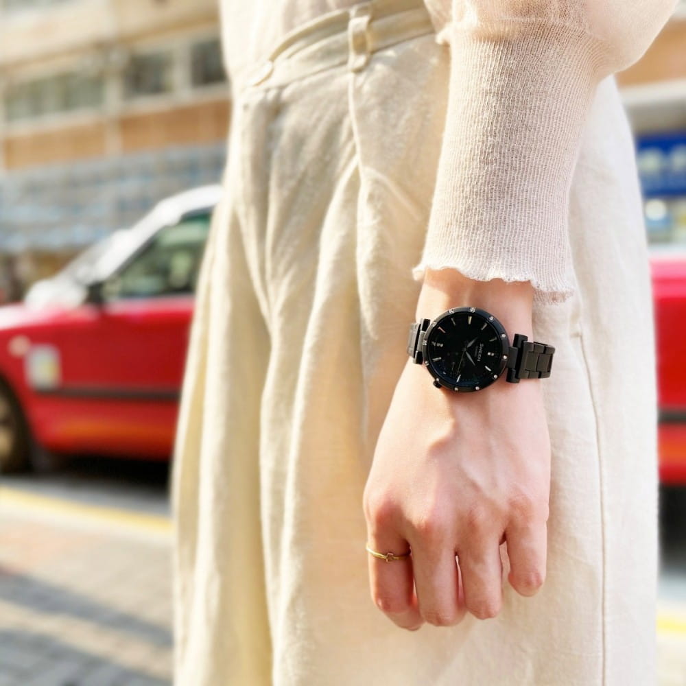 Casio Casio Sheen SHE-4051BD-1A , наручные женские часы фото под углом