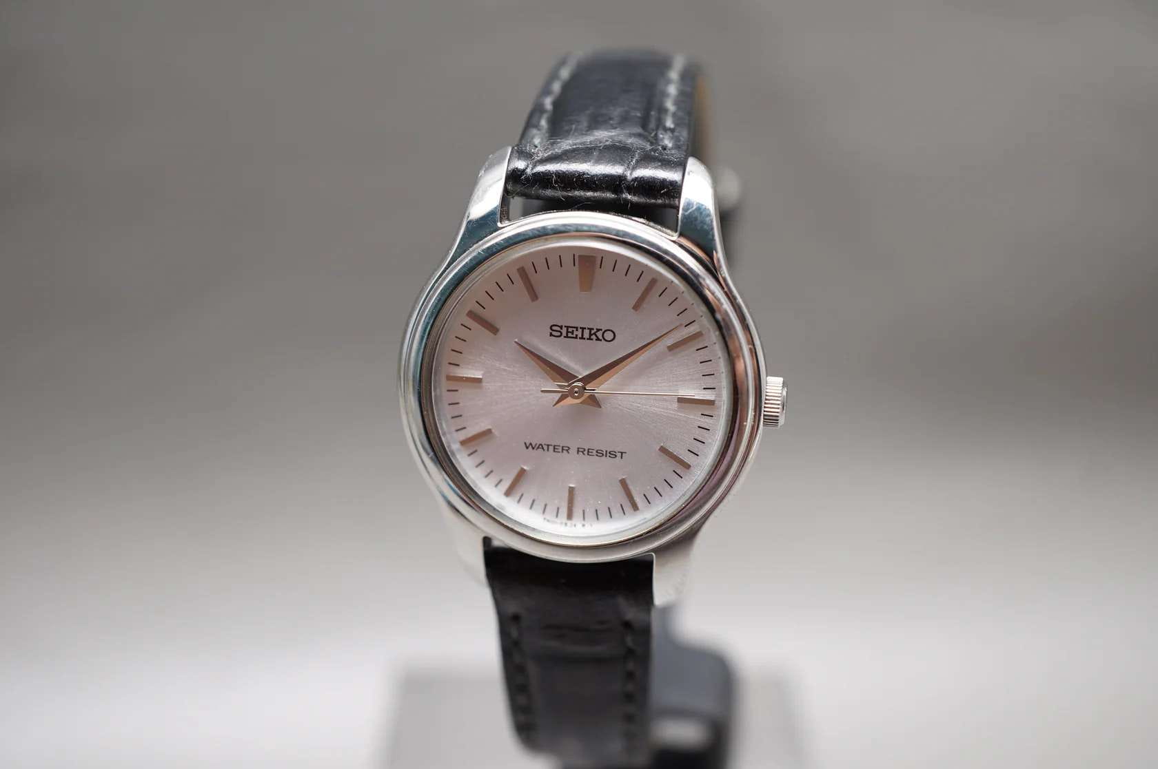 Seiko Seiko Spirit SSXP001, spirit япония женские часы на браслете кожаный боковой вид