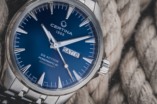 Certina Certina DS Action Day-Date Powermatic 80 C033.407.22.011.00 женские часы синий циферблат на запястье
