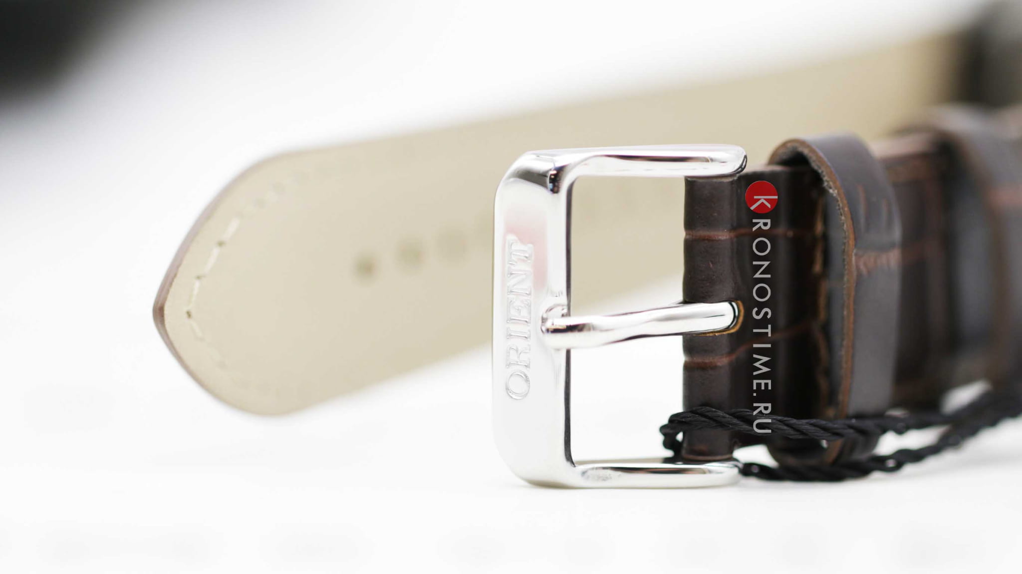 Orient Orient Contemporary RA-AC0F12S (RN-AC0F12S) механические мужские часы часы крупный план белый циферблата