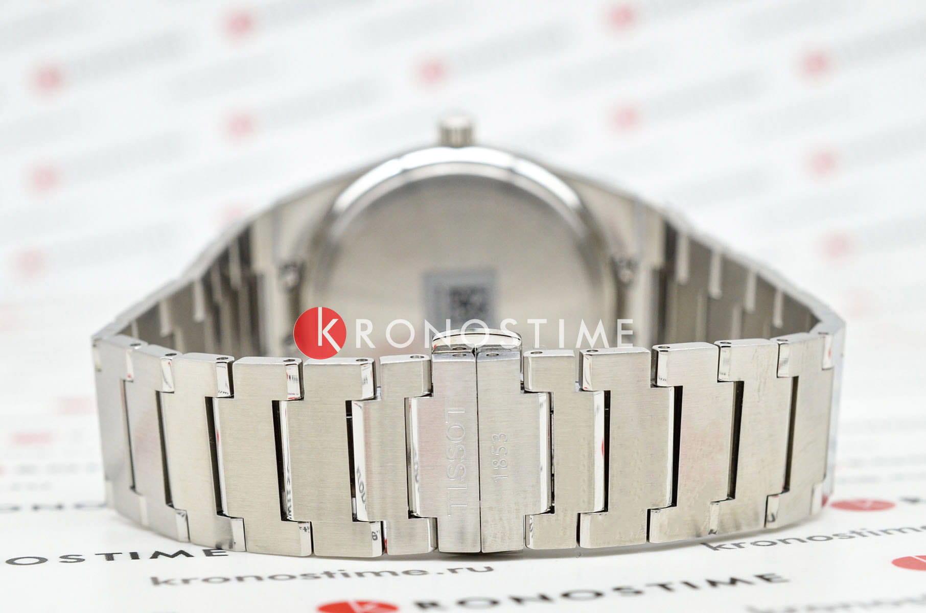 Tissot Tissot PRX Quartz 40mm T137.410.11.421.00  — детали корпуса и нержавеющая сталь