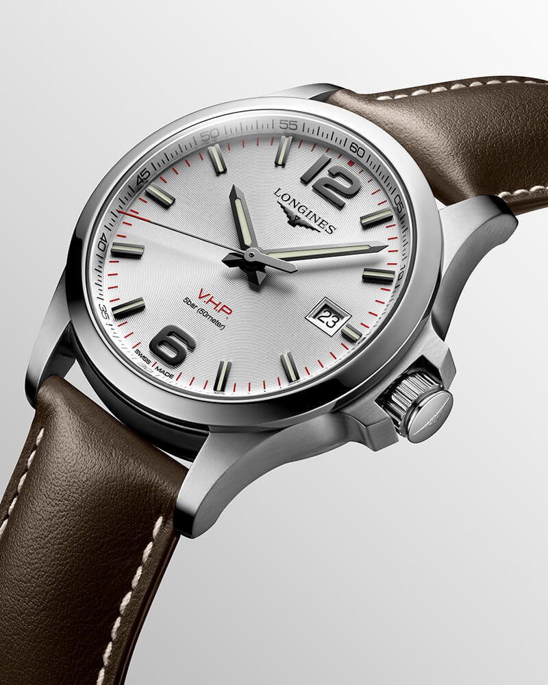 Longines Longines Conquest V.H.P. L3.726.4.76.5  мужские часы серебристый циферблат на запястье