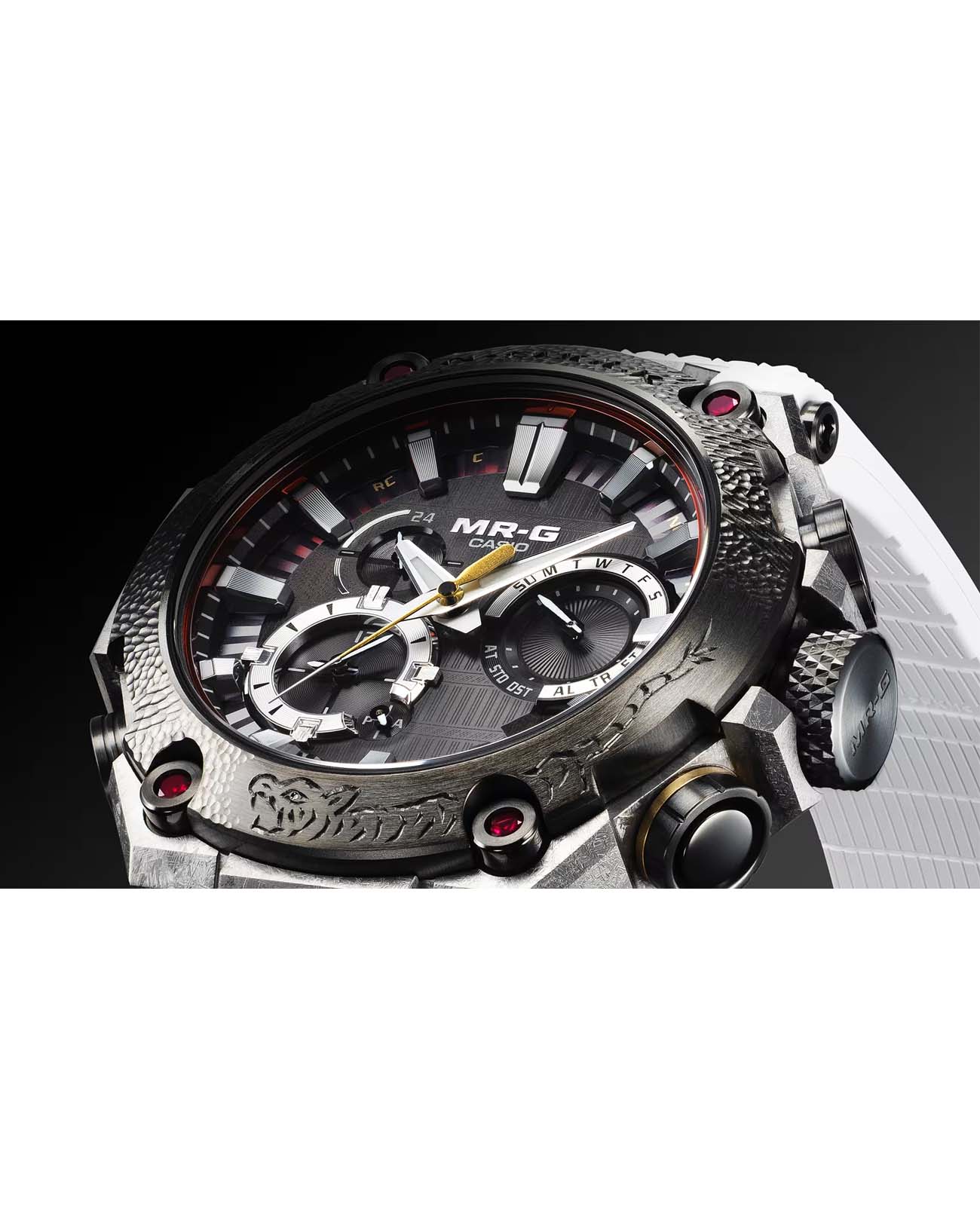 Casio Casio G-Shock MRG-B2000SG-1A, g-shock япония мужские часы на браслете титановый боковой вид