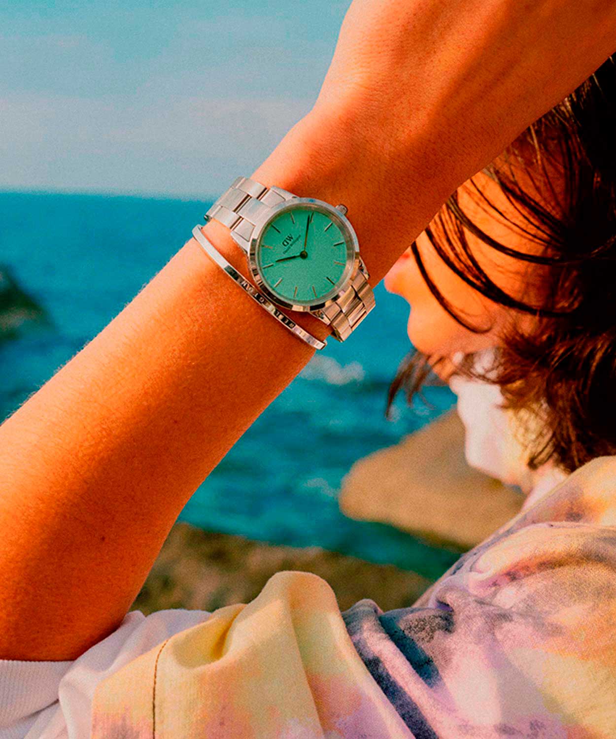 Daniel Wellington Daniel Wellington Iconic Link DW00100538 кварцевые женские часы часы крупный план зеленый циферблата