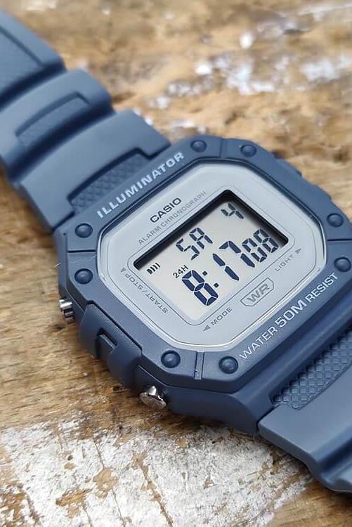 Casio Casio Collection W-218HC-2AVEF кварцевые мужские часы часы крупный план  циферблата
