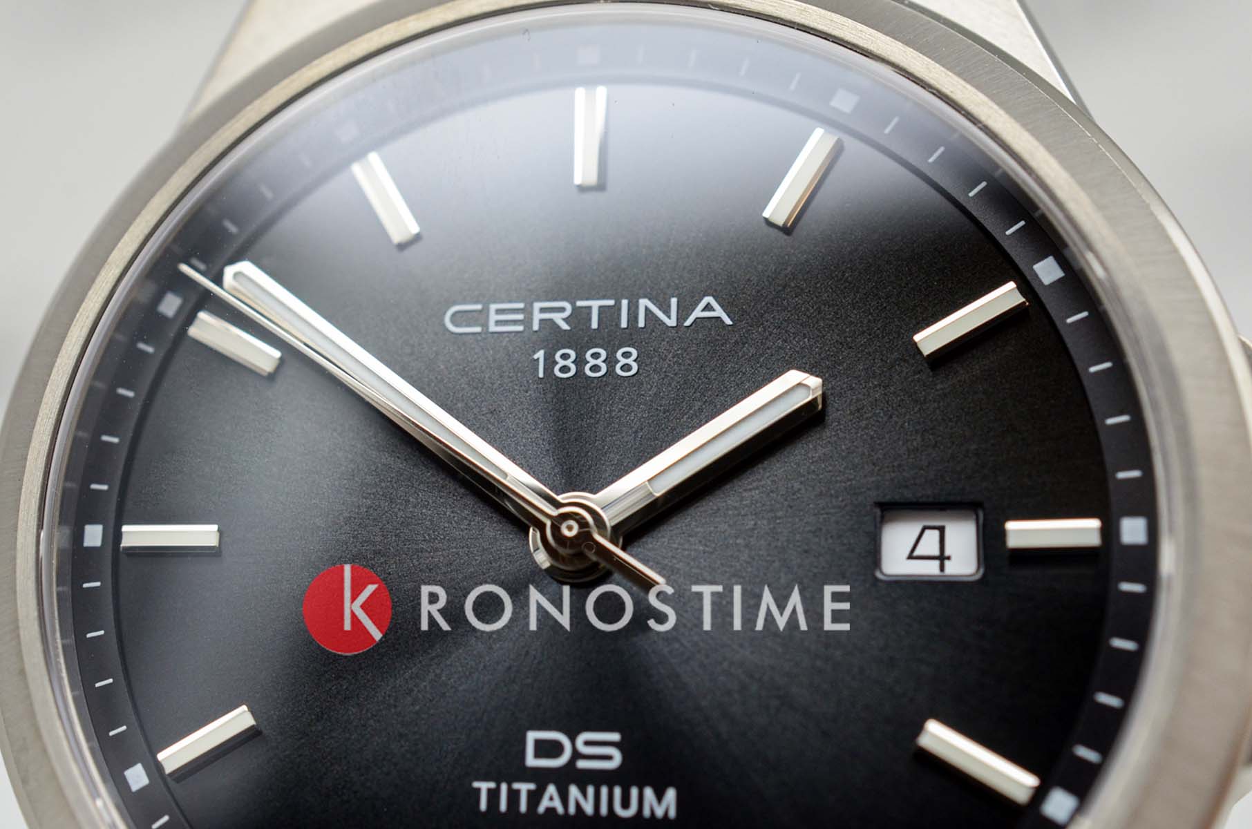 Оригинальные часы Certina Certina DS-7 Quartz C043.410.44.051.00 кварцевые калибр механизма f06.412 общий вид