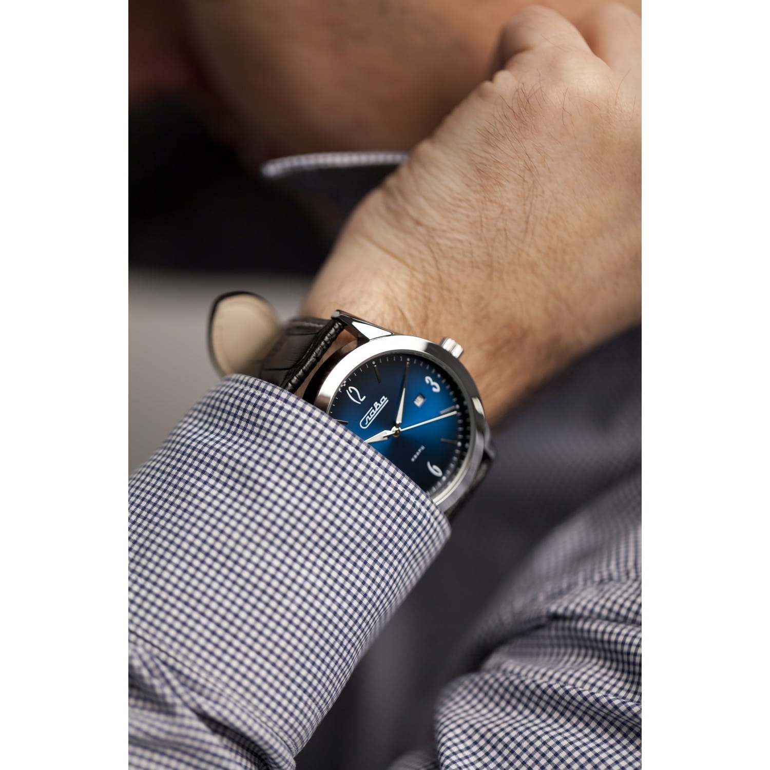 Оригинальные часы Слава Слава Традиция 2341468/300-2115 кварцевые калибр механизма miyota 2115  общий вид