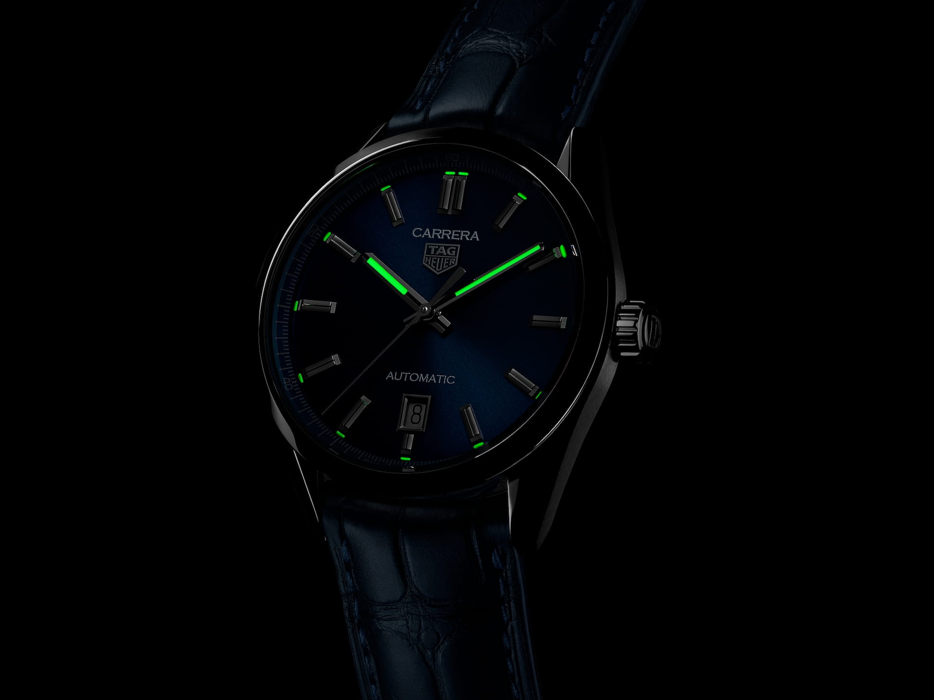 TAG Heuer TAG Heuer Carrera WBN2112.FC6504 механические мужские часы часы крупный план синий циферблата