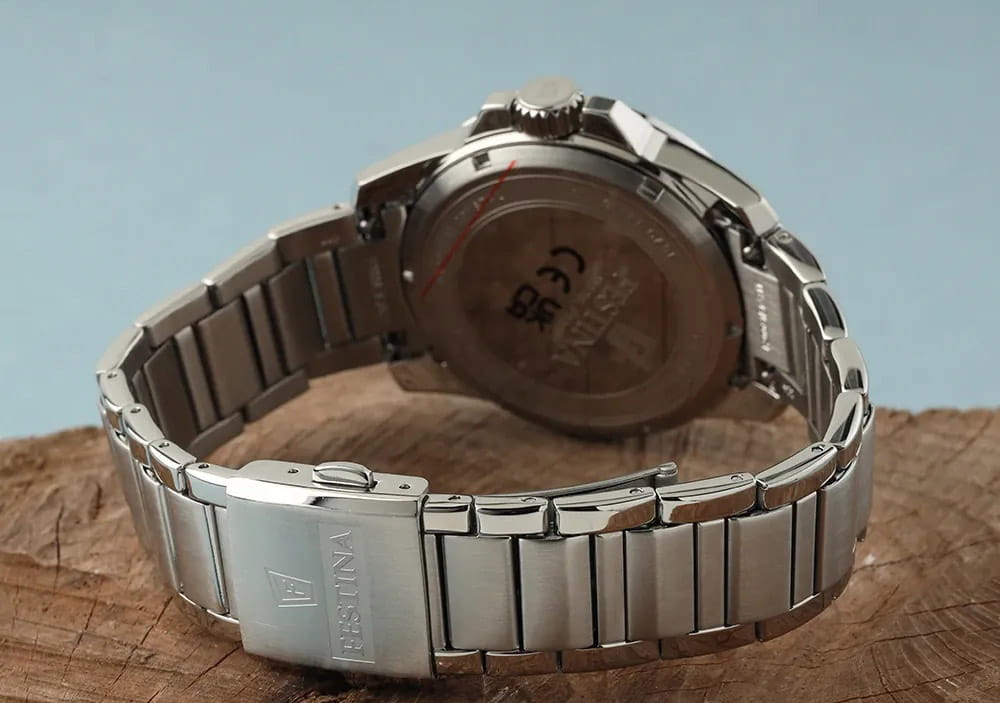 Festina Festina Swiss Made F20081/4,  испания мужские часы на браслете нержавеющая сталь боковой вид