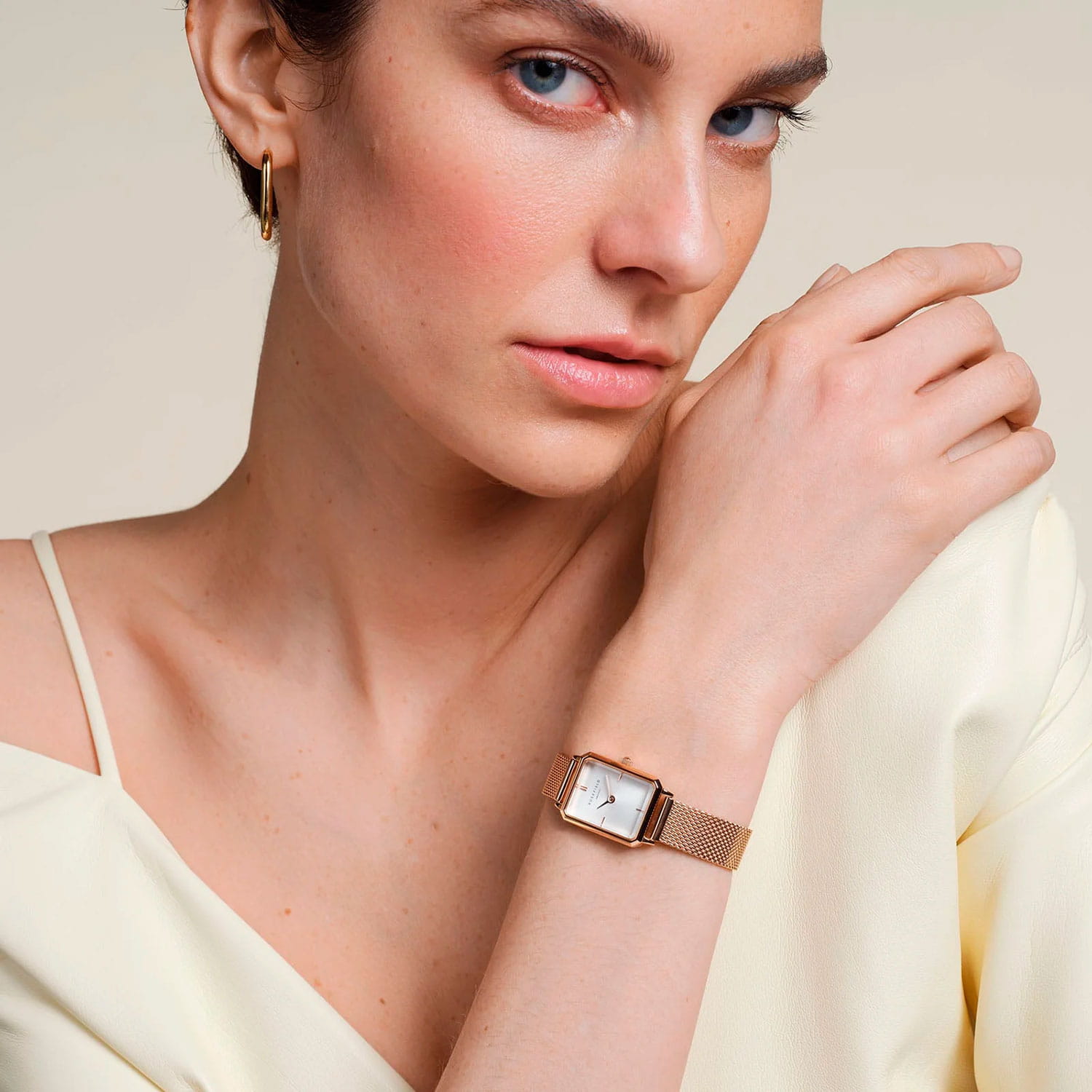 Rosefield Rosefield The Octagon OWRMR-O59  — детали корпуса и нержавеющая сталь с ip-покрытием