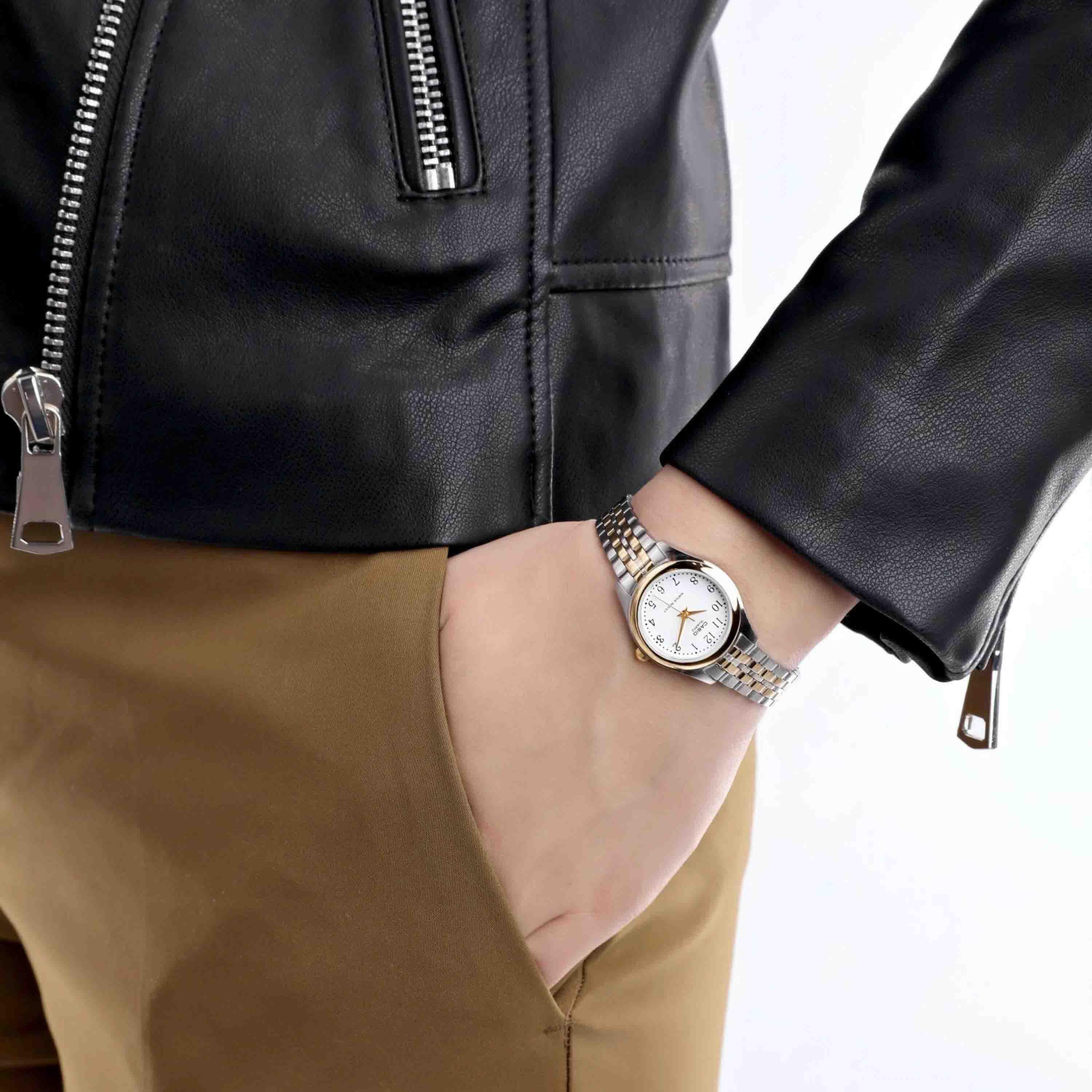 Оригинальные часы Casio Casio Collection MTP-1129G-7B кварцевые калибр механизма  общий вид