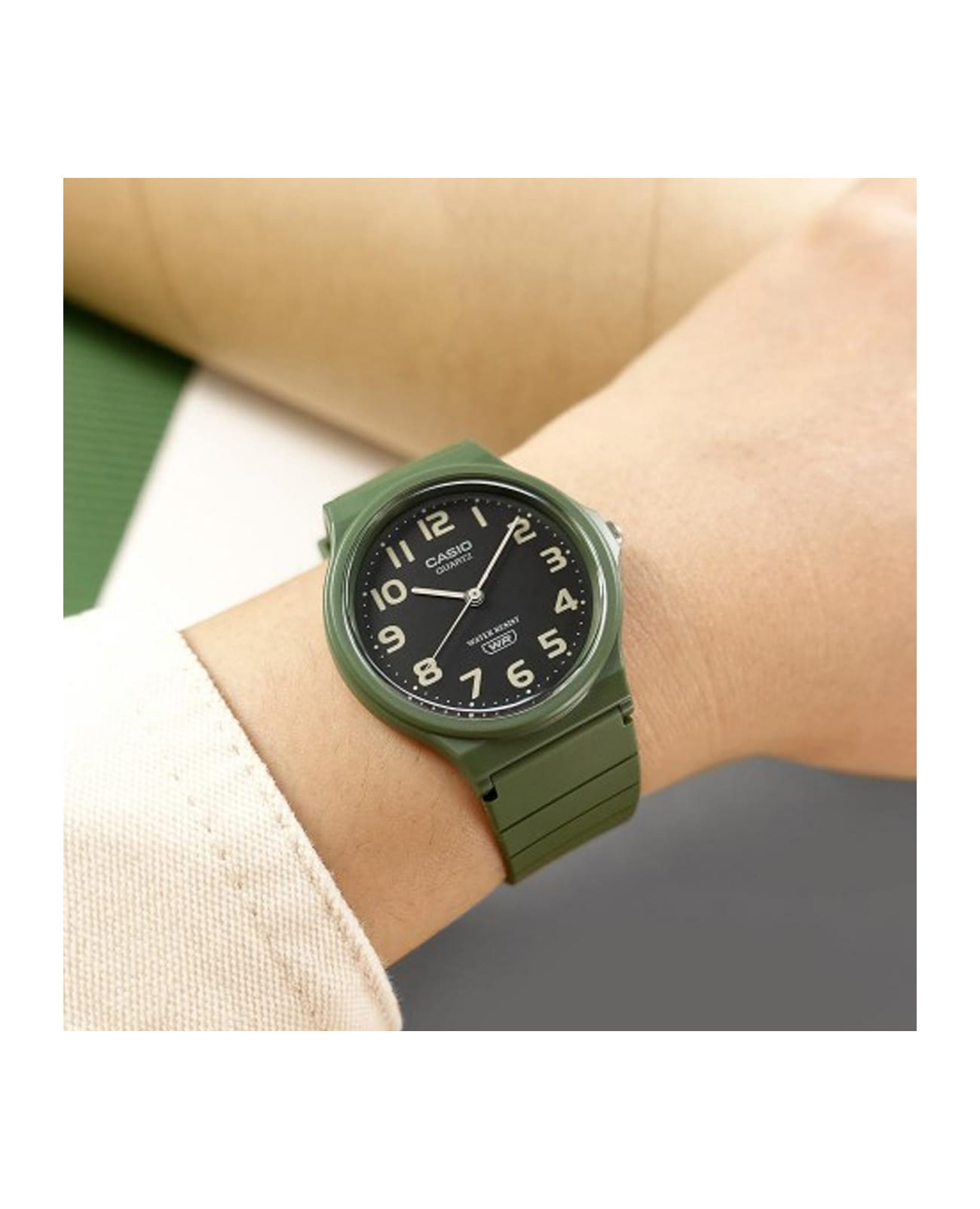 Casio Casio Collection MQ-24UC-3BDF (MQ-24UC-3B) , наручные женские часы фото под углом