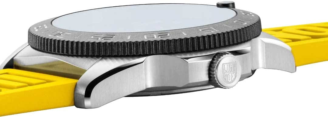 Luminox Luminox Pacific Diver XS.3125 кварцевые мужские часы часы крупный план желтый циферблата