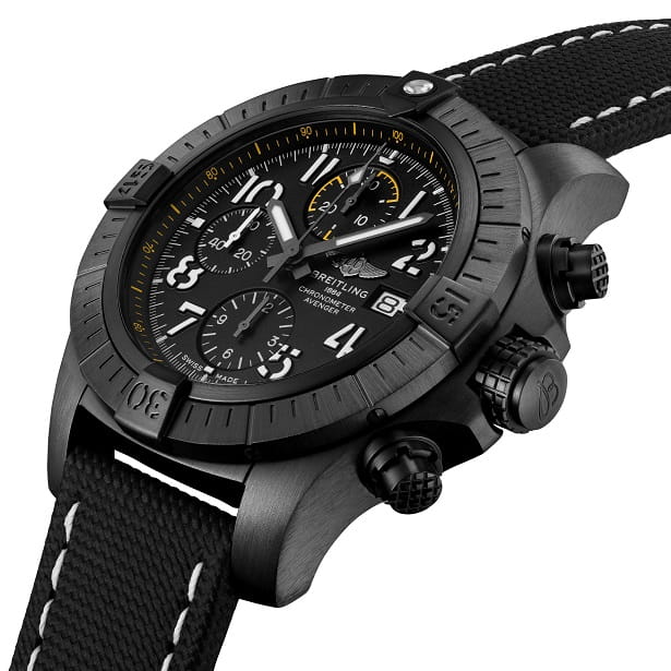 Breitling Breitling Avenger Chronograph 45 Night Mission V13317101B1X1 , наручные мужские часы фото под углом