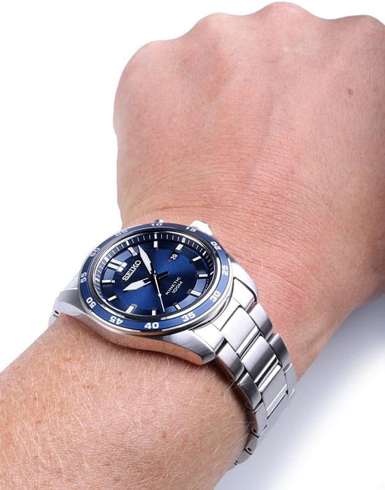 Оригинальные часы Seiko Seiko Conceptual Series Sports SKA783P1 кварцевые калибр механизма 5m82 общий вид