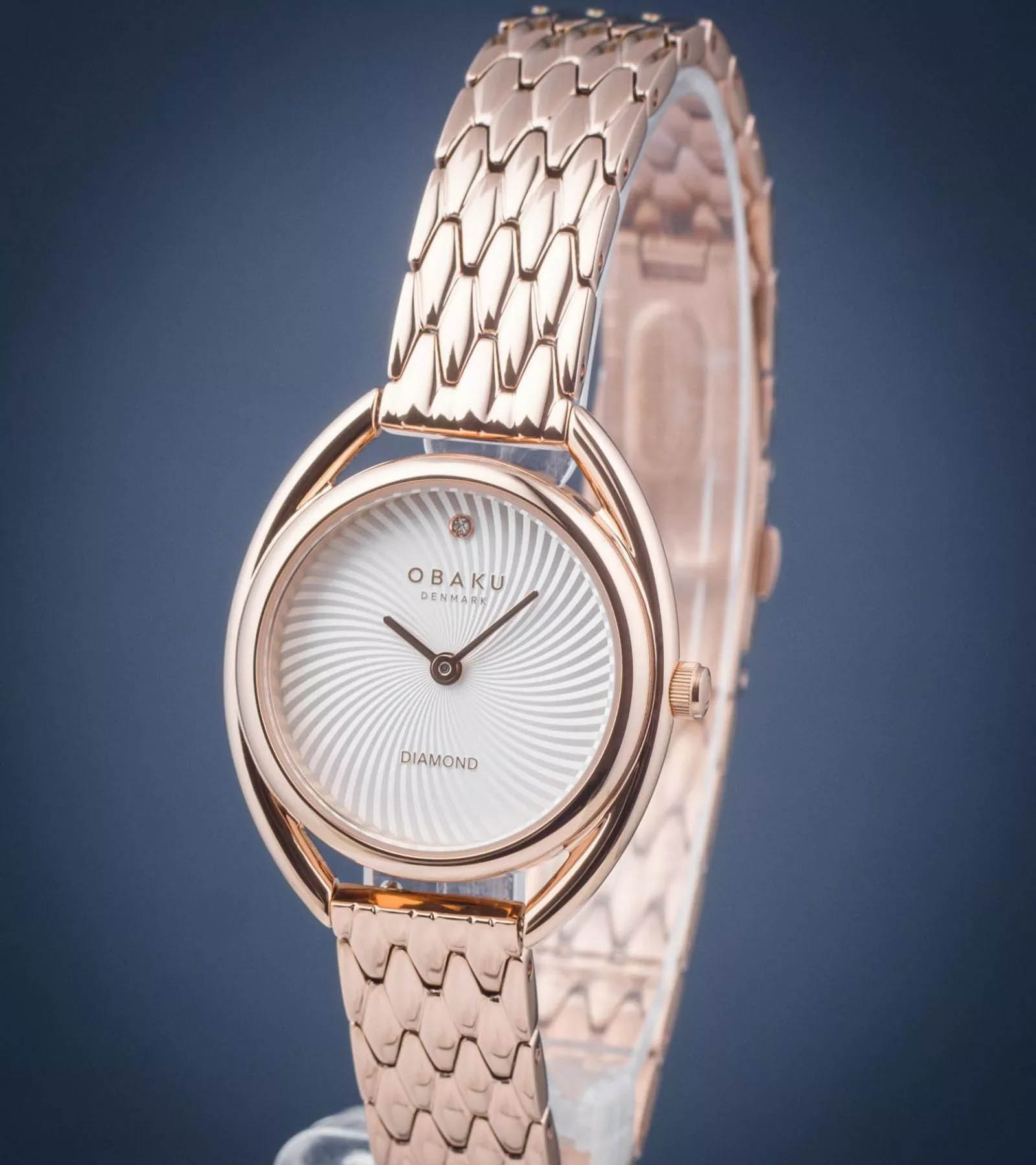 Obaku V286LXVISV женские часы застежка крупным планом