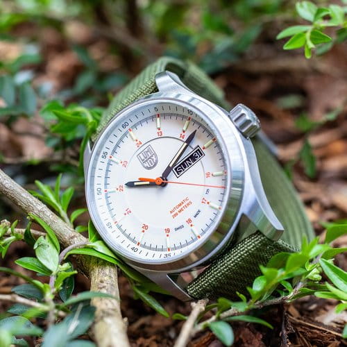 Luminox Luminox Atacama Field Automatic XL.1907.NF  - задняя крышка металл сталь корпуса, швейцария часы