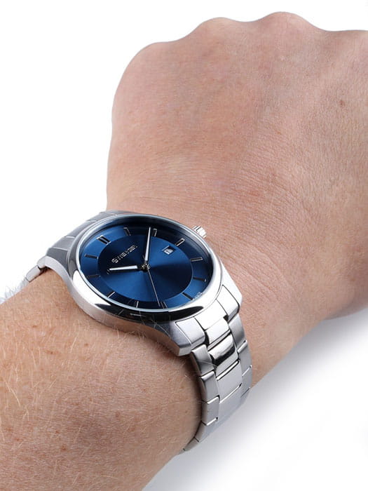 Оригинальные часы  Wenger 01.1441.117 кварцевые калибр механизма  общий вид