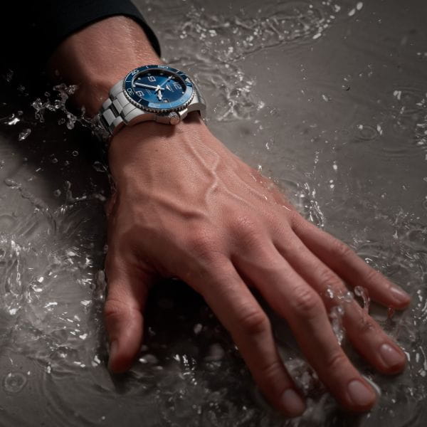 Longines Longines HydroConquest L3.781.4.96.6 - наручные мужские часы наручные часы в перспективе синий циферблат