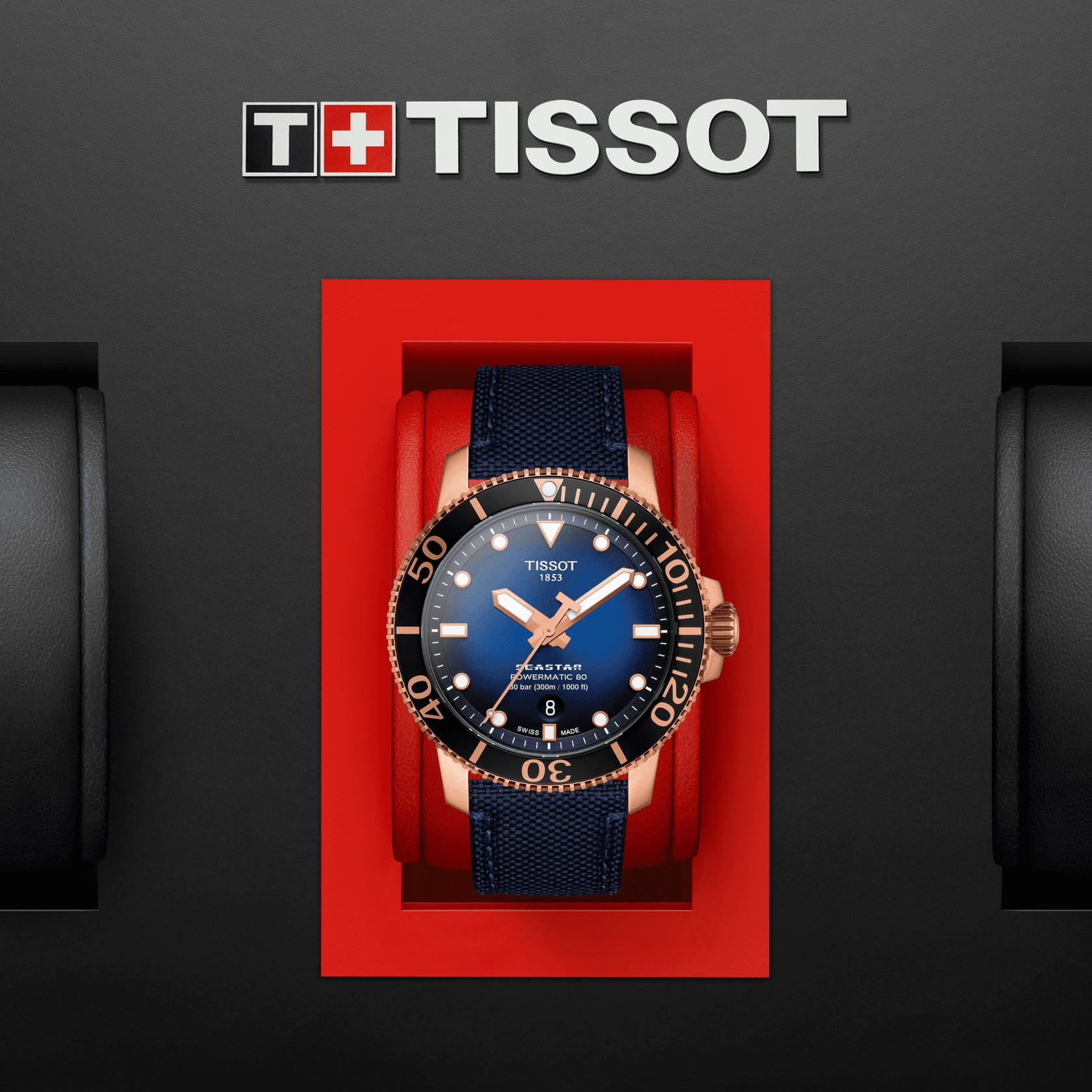 Tissot T1204073704100 мужские часы застежка крупным планом
