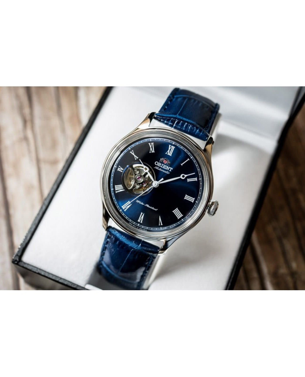 Orient Orient Classic Automatic AG00004D  — детали корпуса и кожаный