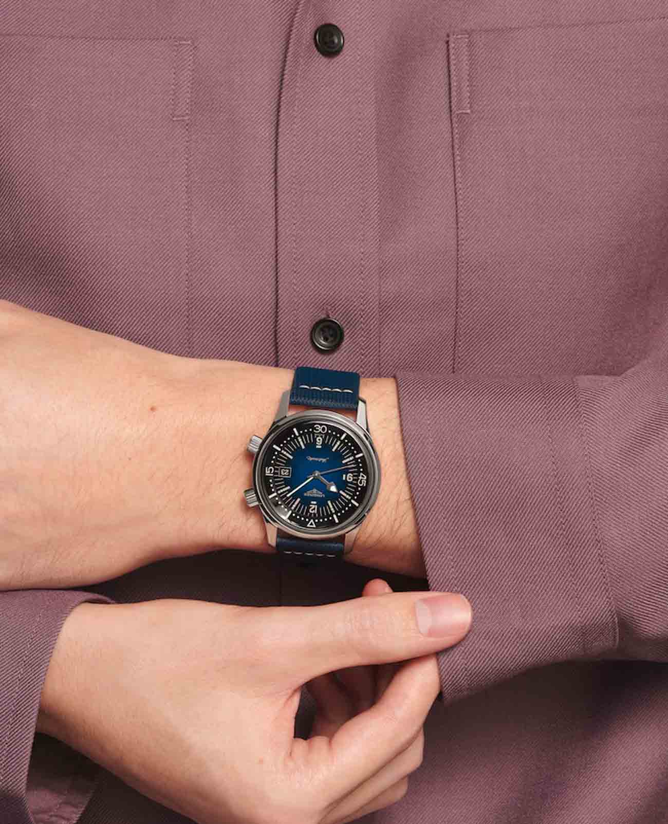 Longines Longines Legend Diver Watch L3.774.4.90.2 механические мужские часы часы крупный план  циферблата